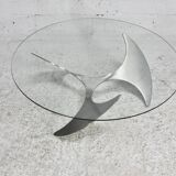 Table basse "space age". Piètement acier, dalle de verre. Circa 1970