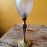 Lamp with a 19th-century chiseled bronze base and antique glass shade