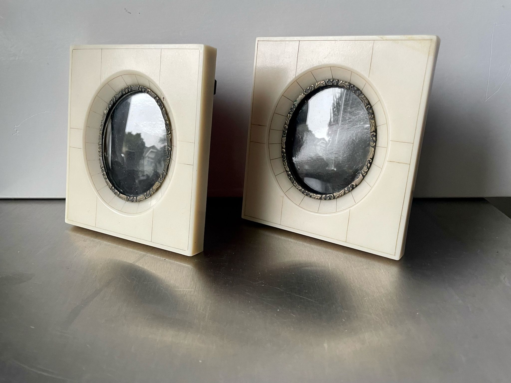Pair vintage bakelite frames 14.5 cm x 12.5 cm