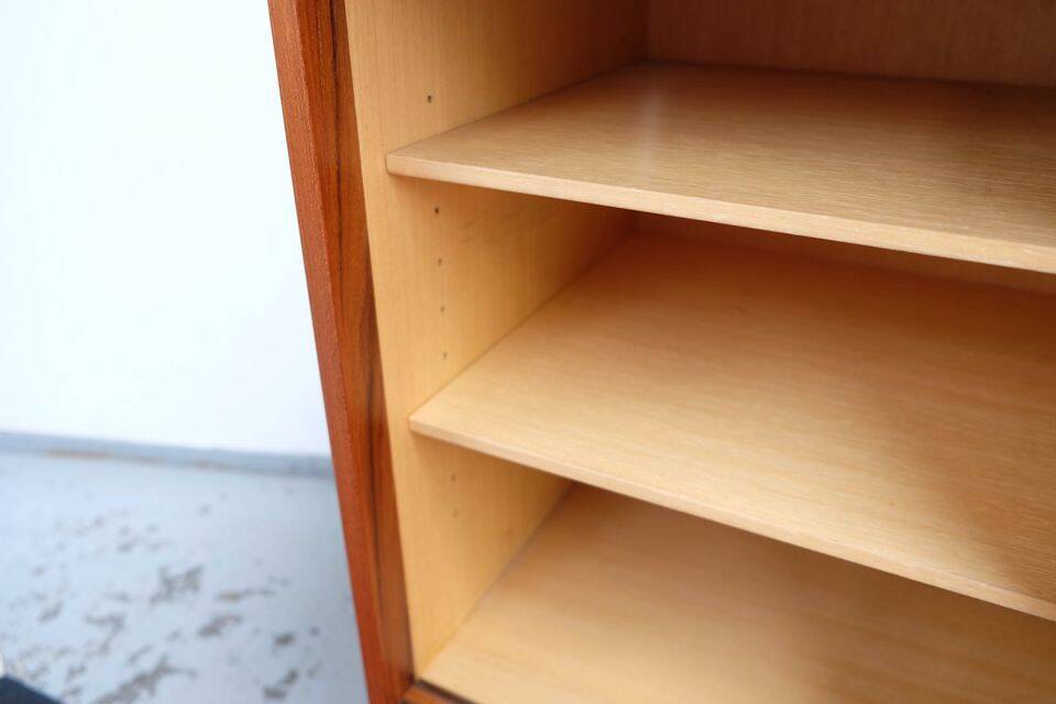 Vintage Danish teak chest of drawers from the 60s/70s, Danish retro style.