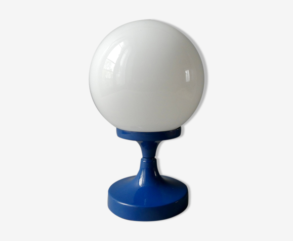 Lampe en métal et opaline, années 80