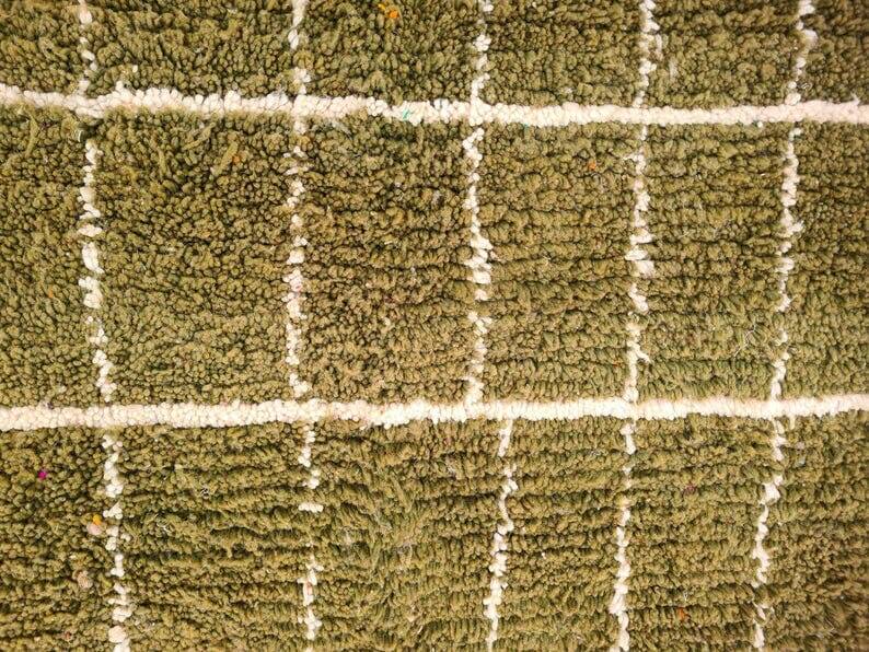 Handmade natural wool rug size 250 x 250 cm