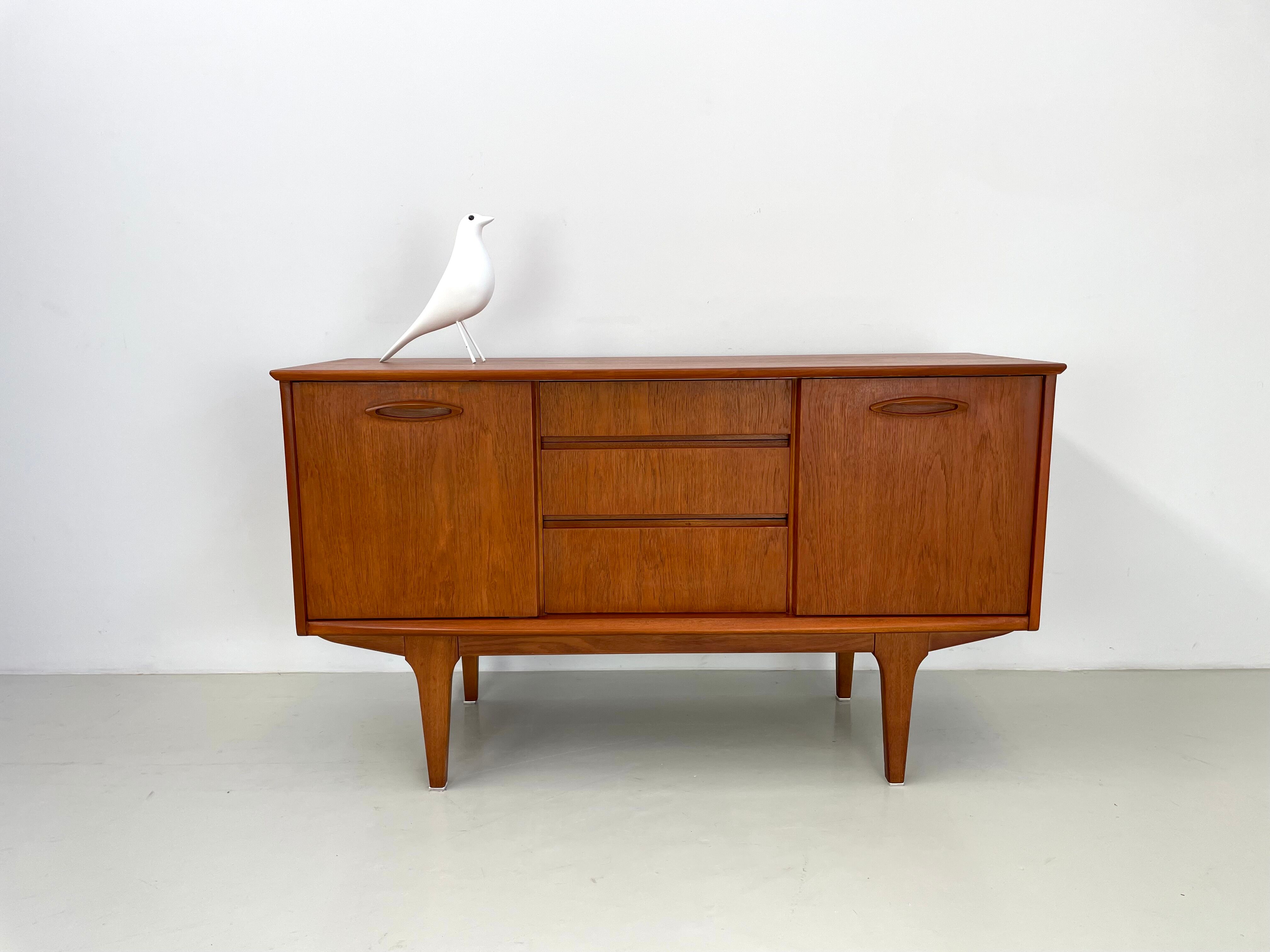 Vintage Jentique sideboard 1960's