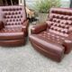2 fauteuils en skaï vintage