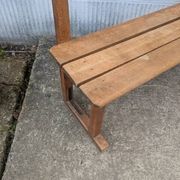 Banc avec dossier