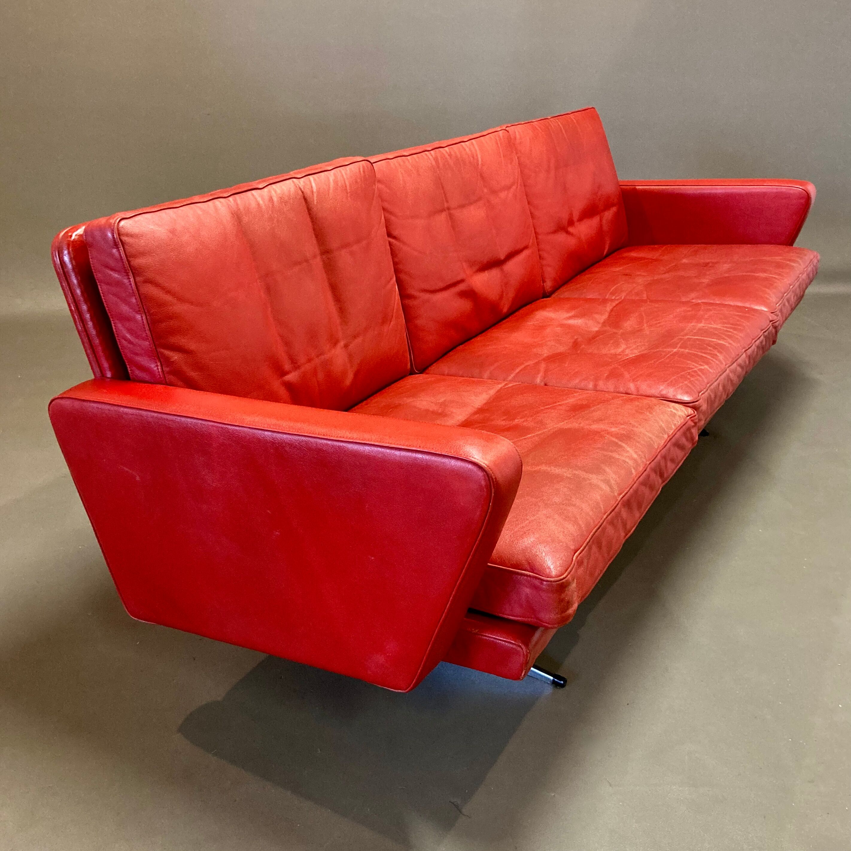 Sofa 3 places leather and chrome design 1950