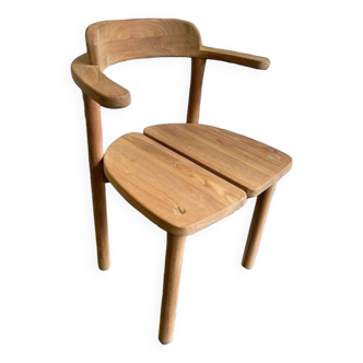 Retro solid wood chair with brutalist style armrest