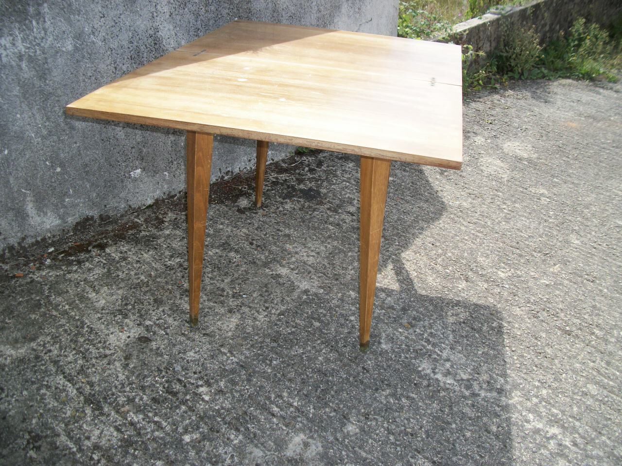 Vintage table compass legs