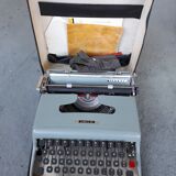 Machine à écrire vintage