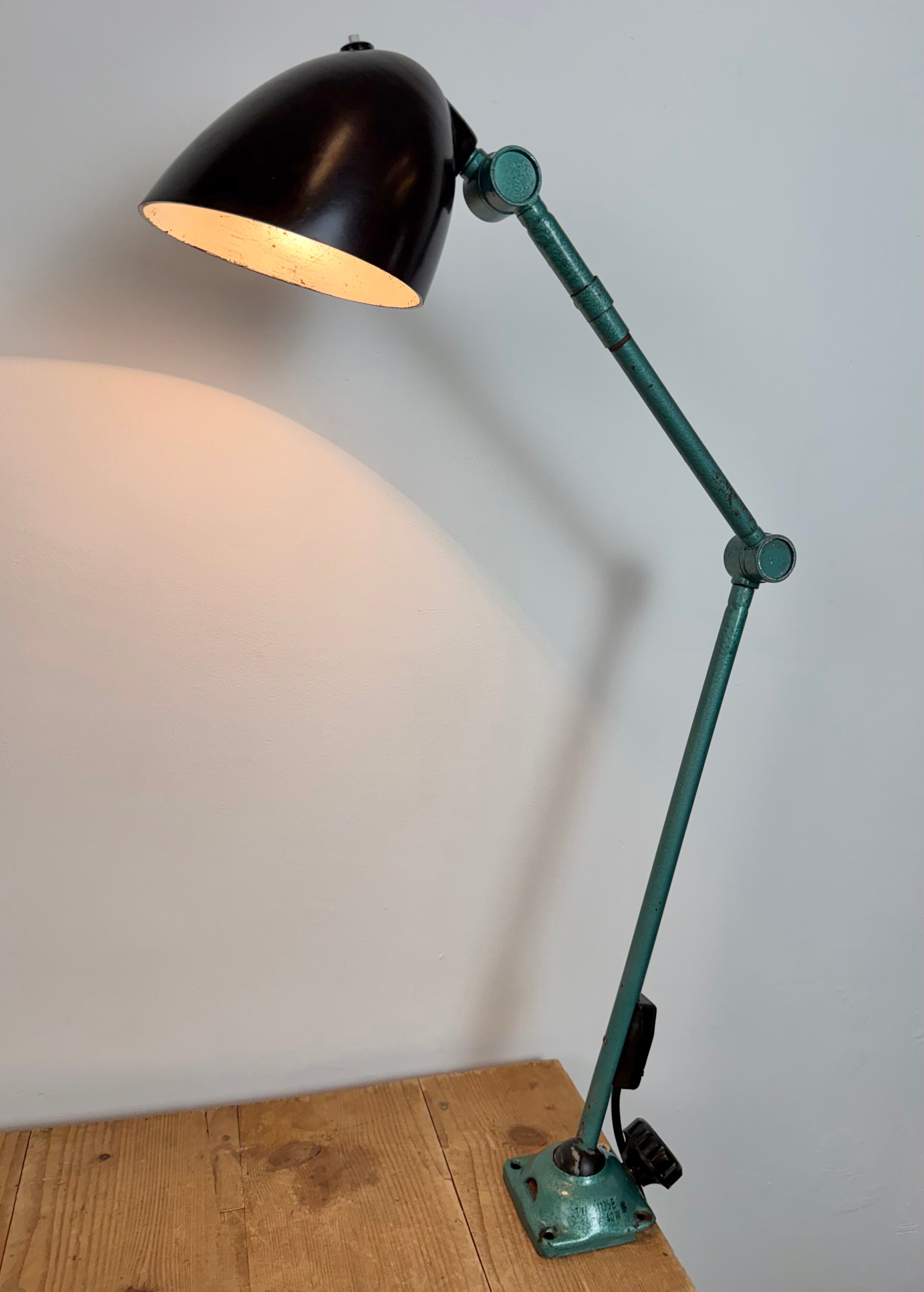Large Green Industrial Workshop Table Lamp, 1960s