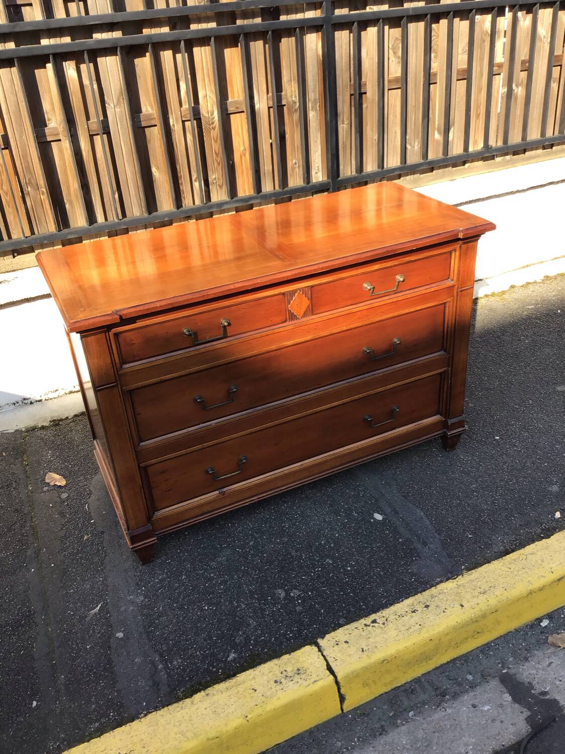 Commode roche bobois en bois massif patine