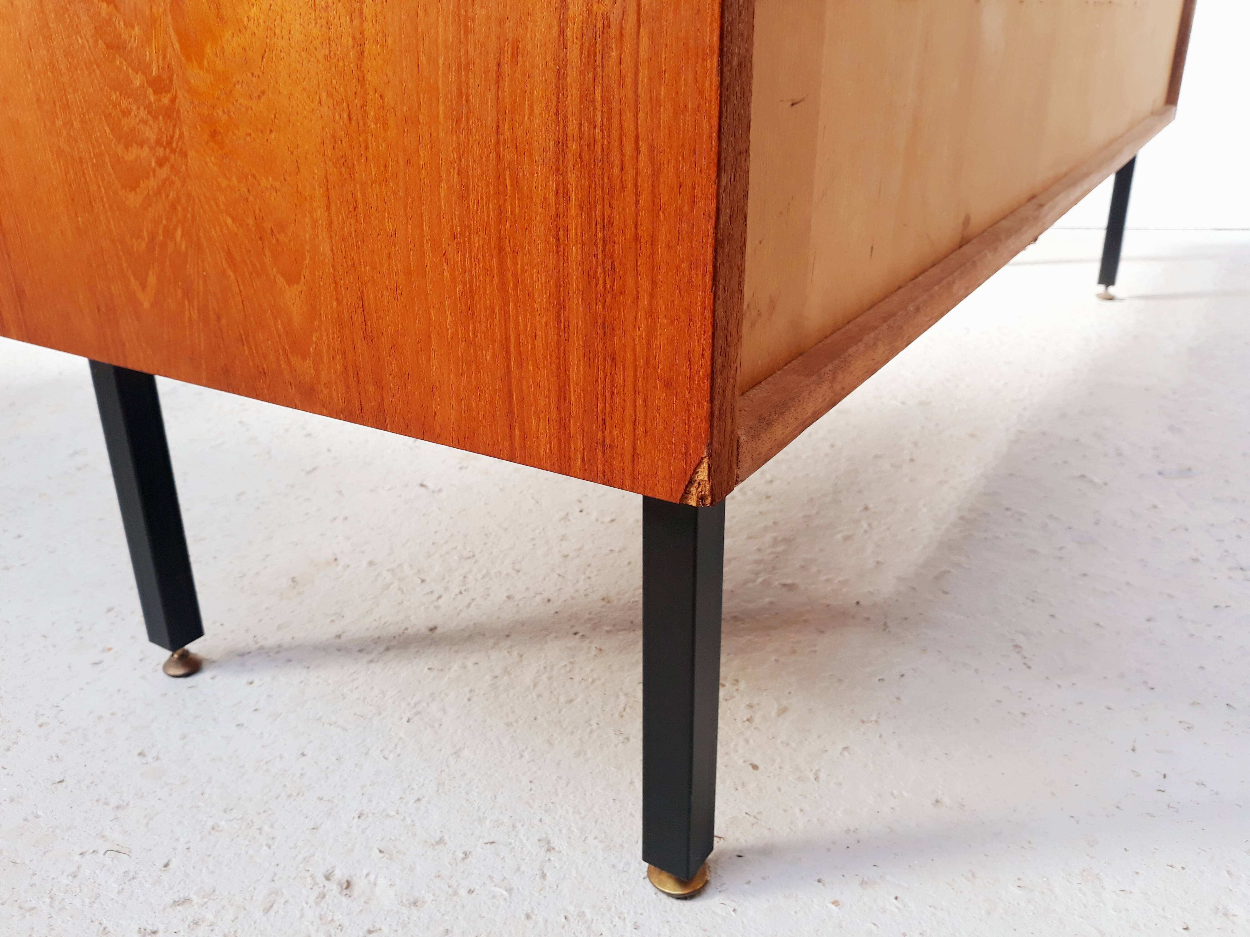 Commode coiffeuse design par Roger Landault