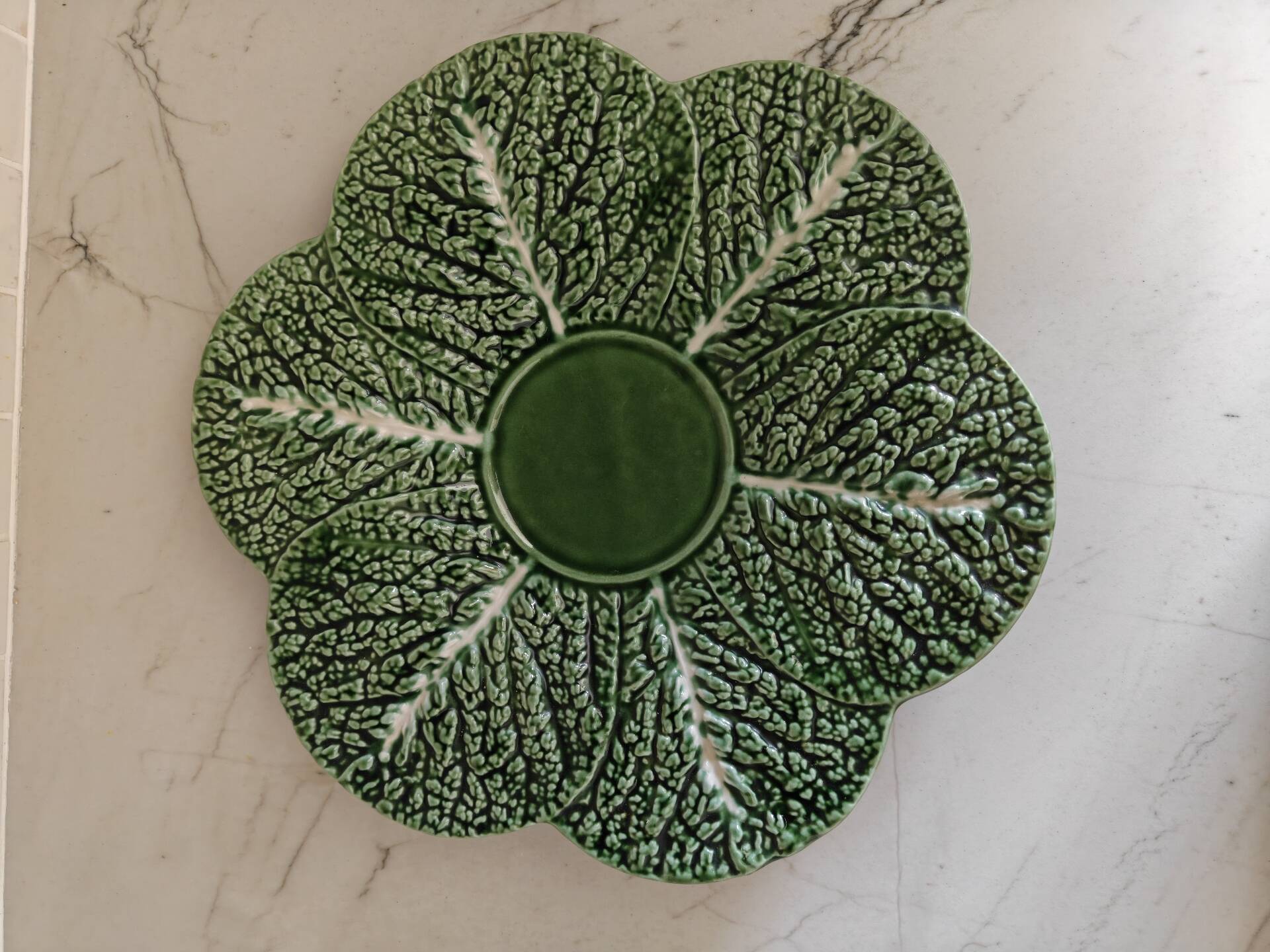 Chou soup tureen
