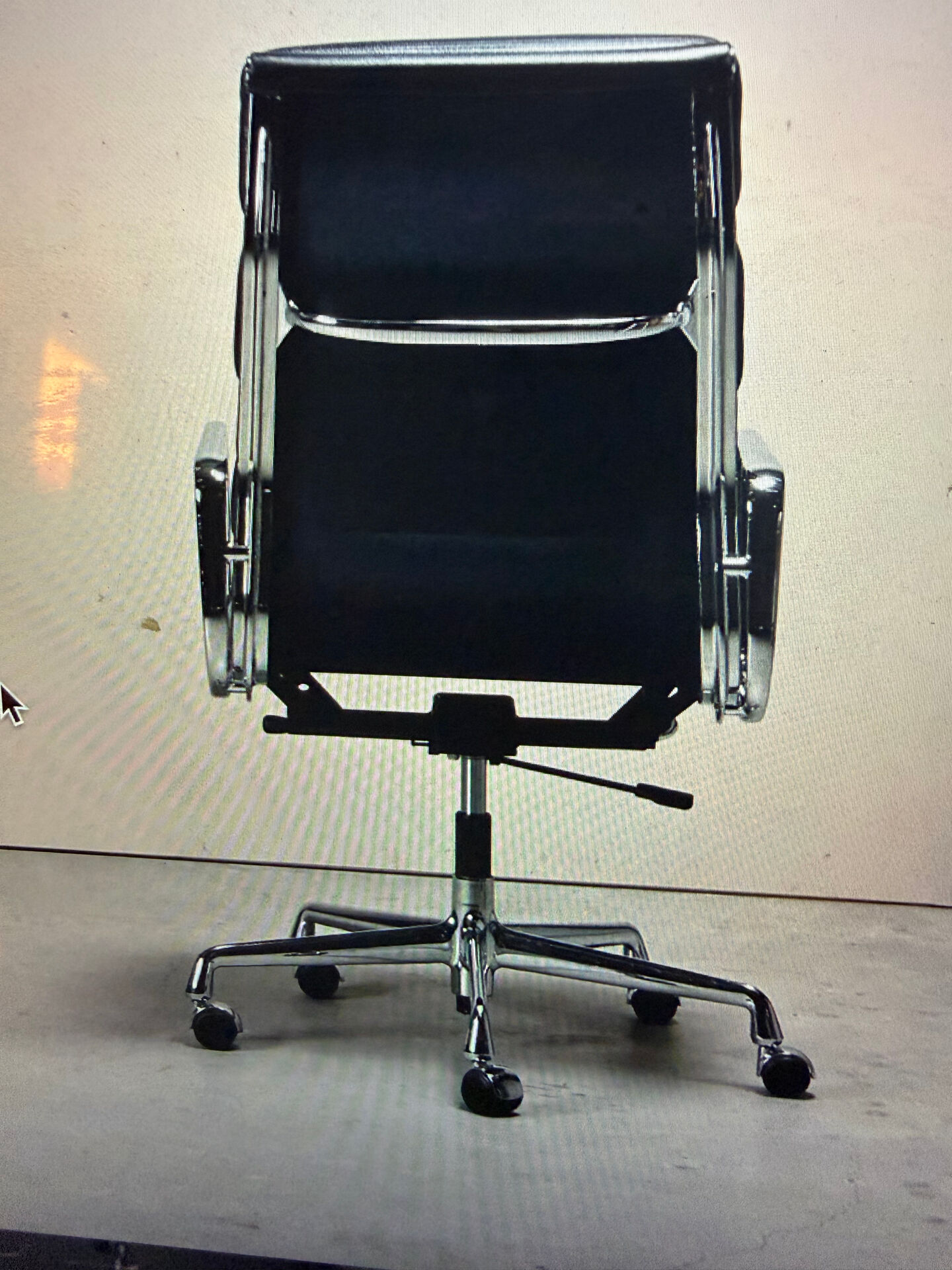 EA 219 soft pad Charles and Ray Eames