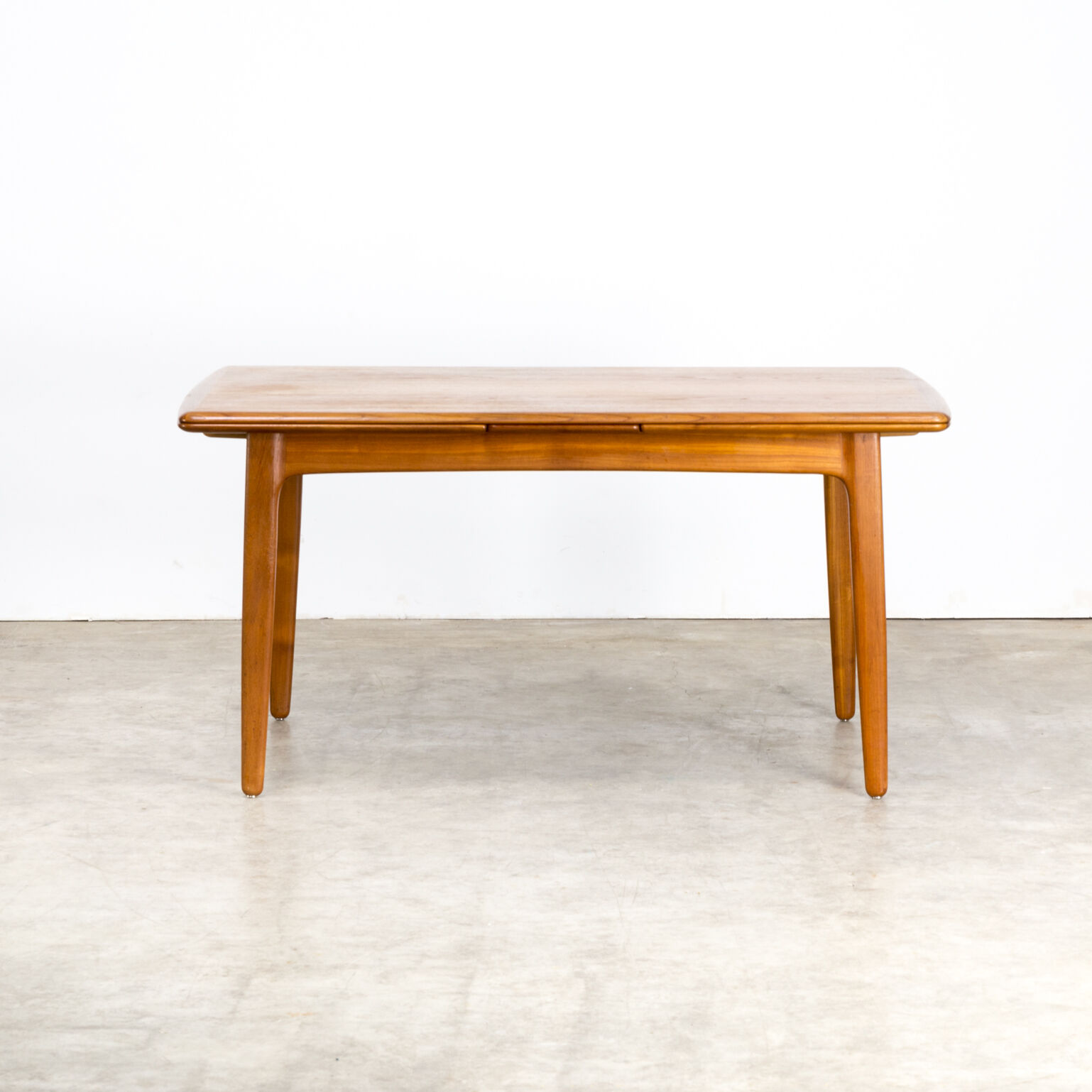 Danish extendable dining table 60