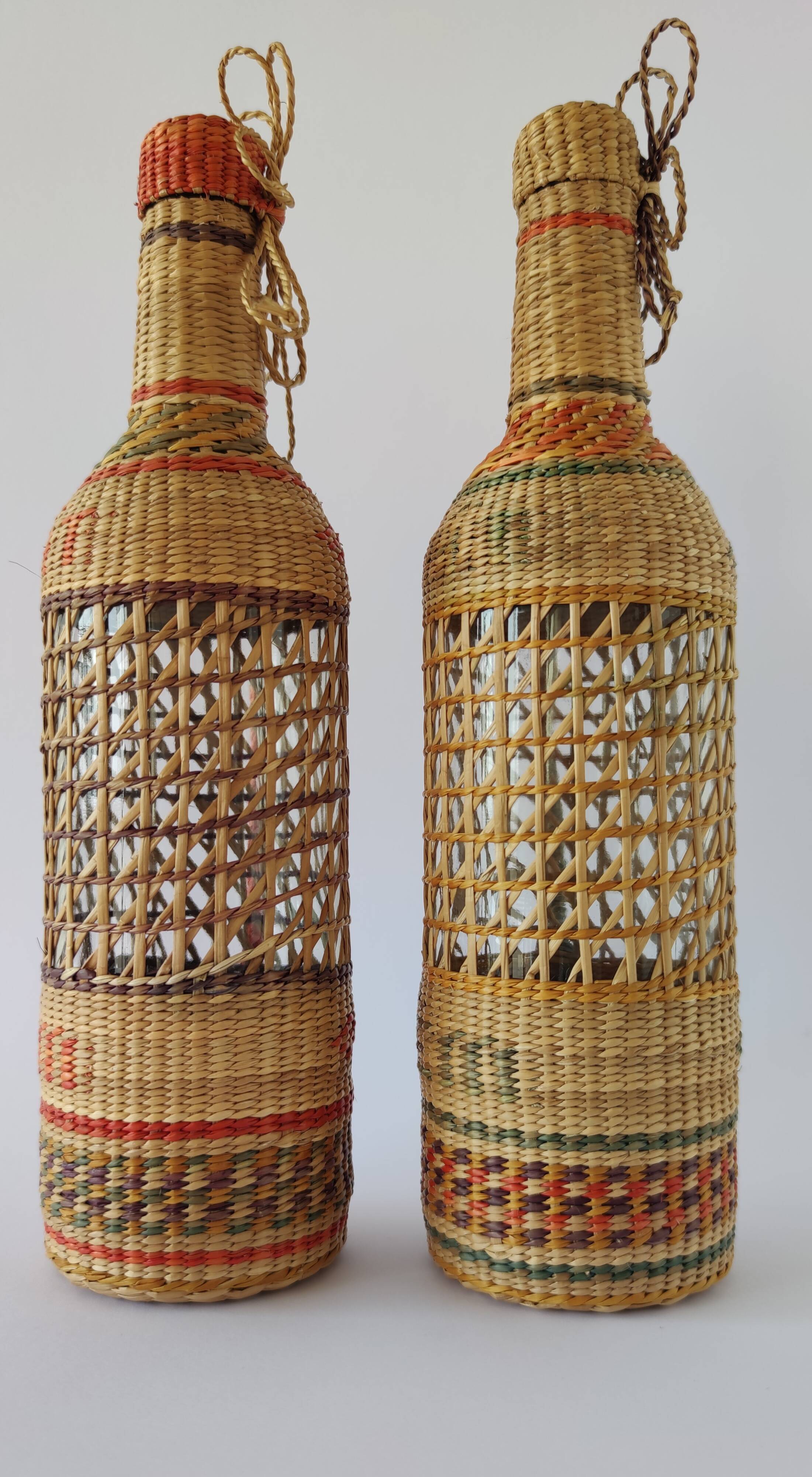 Bouteilles tressées Osier Vintage Origine Viêtnam