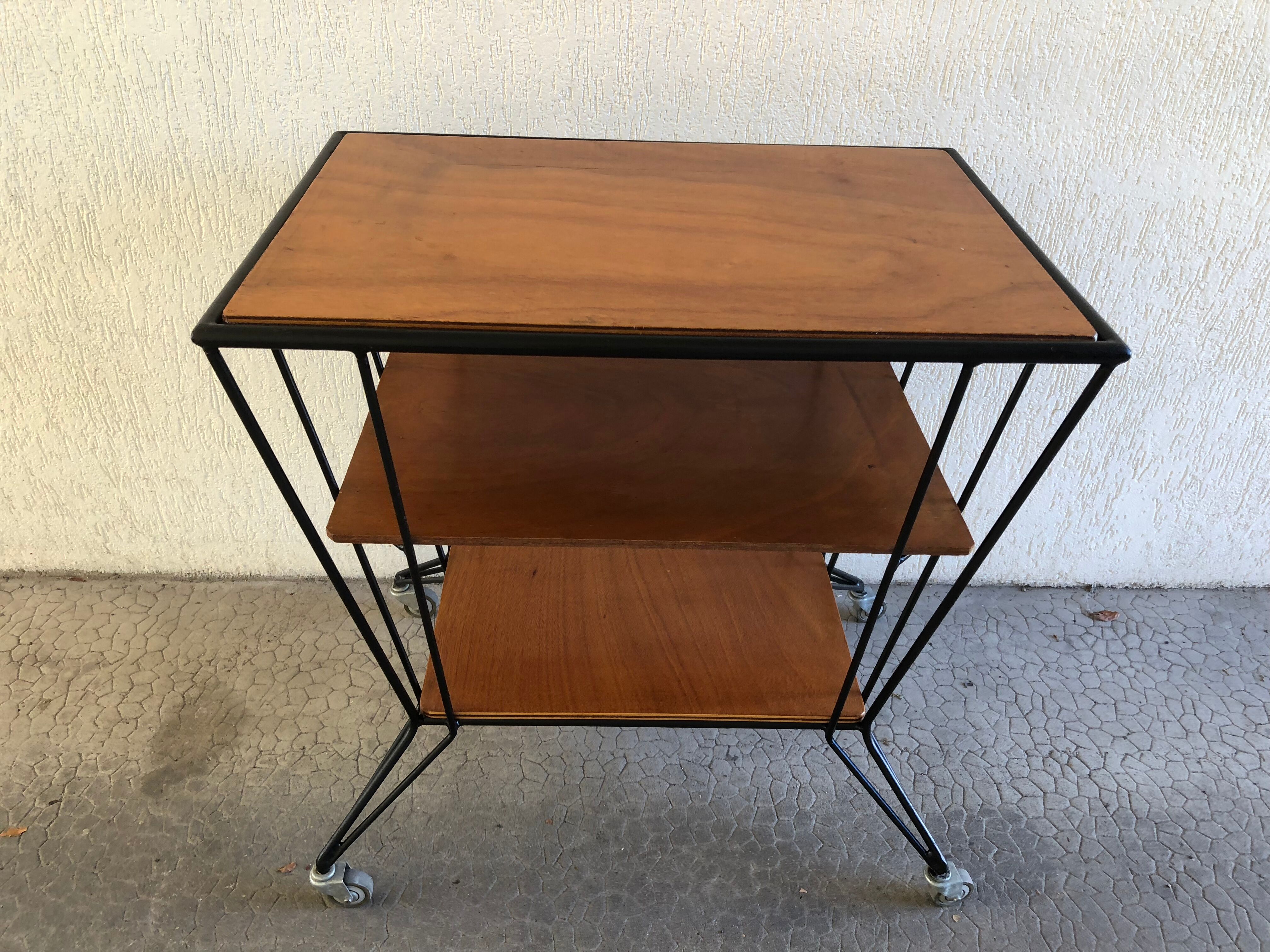 Table service vintage Eiffel feet