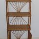 Etagère vintage en rotin