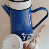 Cafetière émaillée bleue