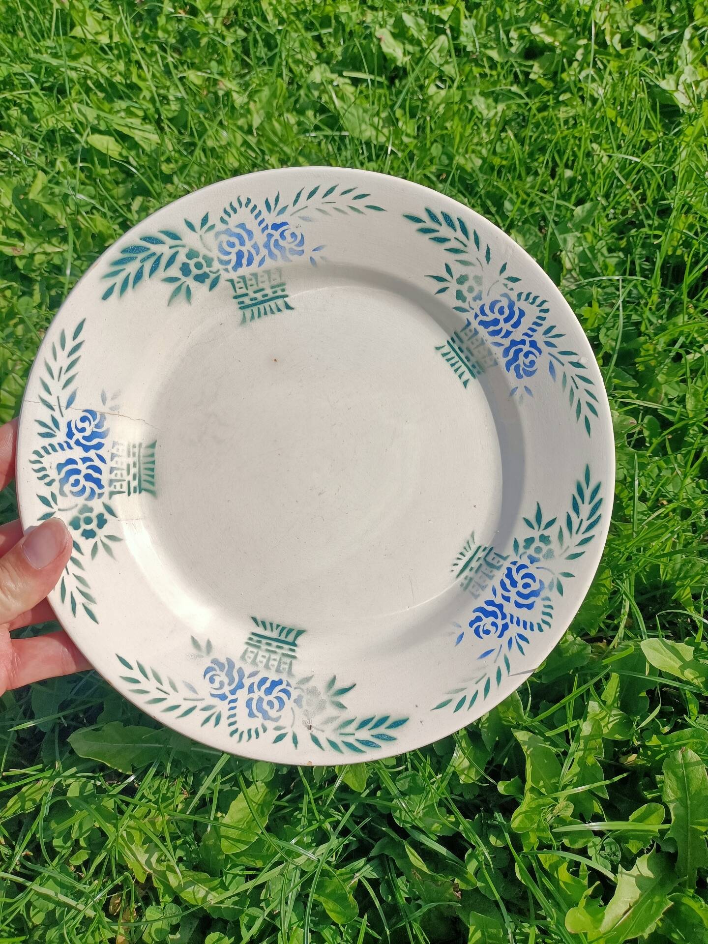 Set of stamped plates 🌻