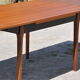 Table teck de type scandinave