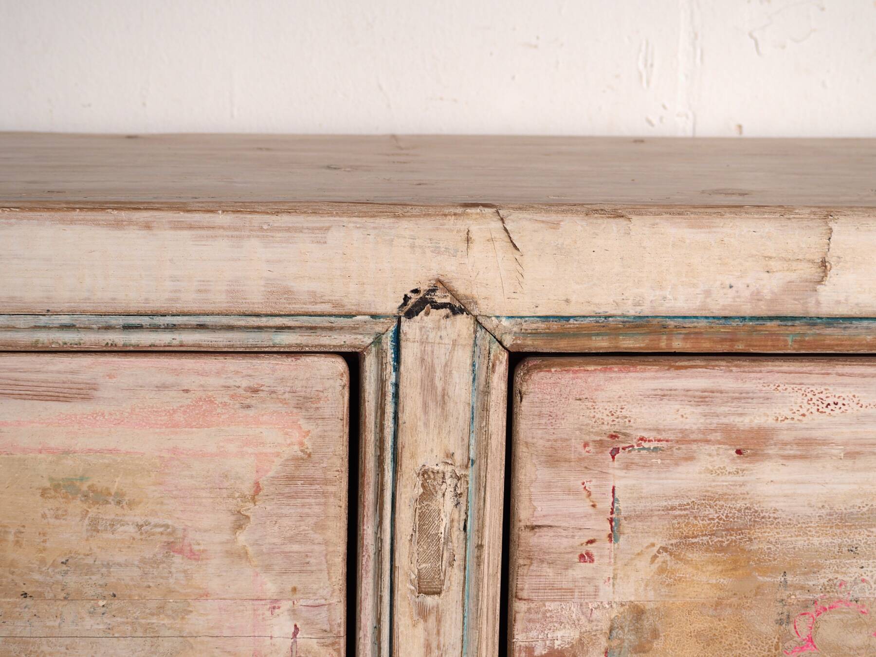 Antique white wooden sideboard (circa 1870)