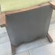 Fauteuil club en velours vert