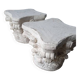 Paire 2 chapiteau corinthien ciment peint / table basse