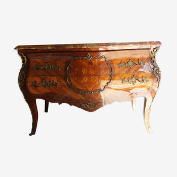 Commode ancienne en marqueterie