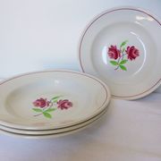4 assiettes creuses K et G Luneville modèle Rose Mai 2106201