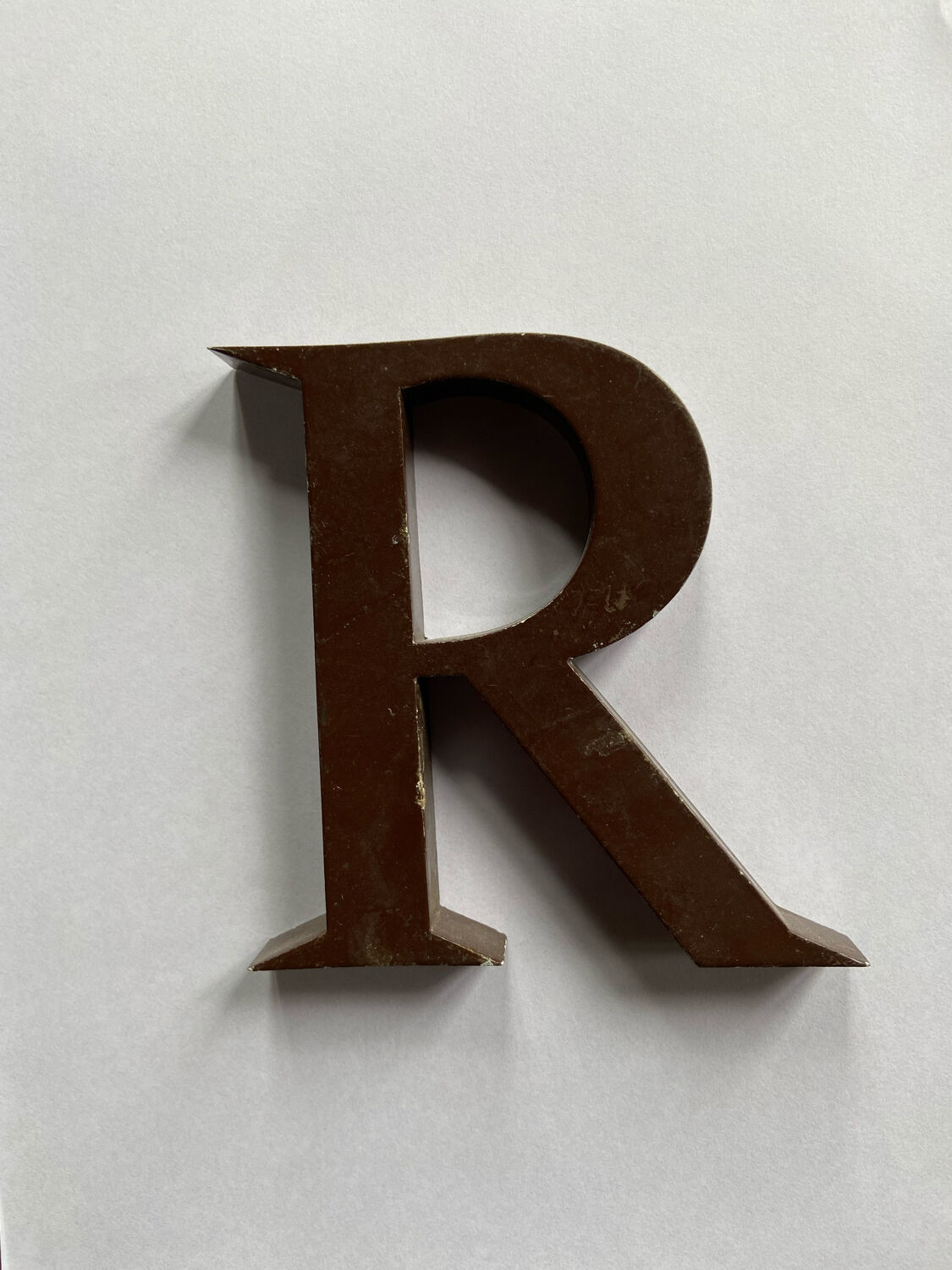 Metal letter