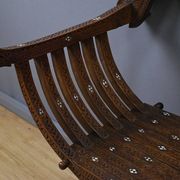 Fauteuil syrien en noyer – fin XIXe