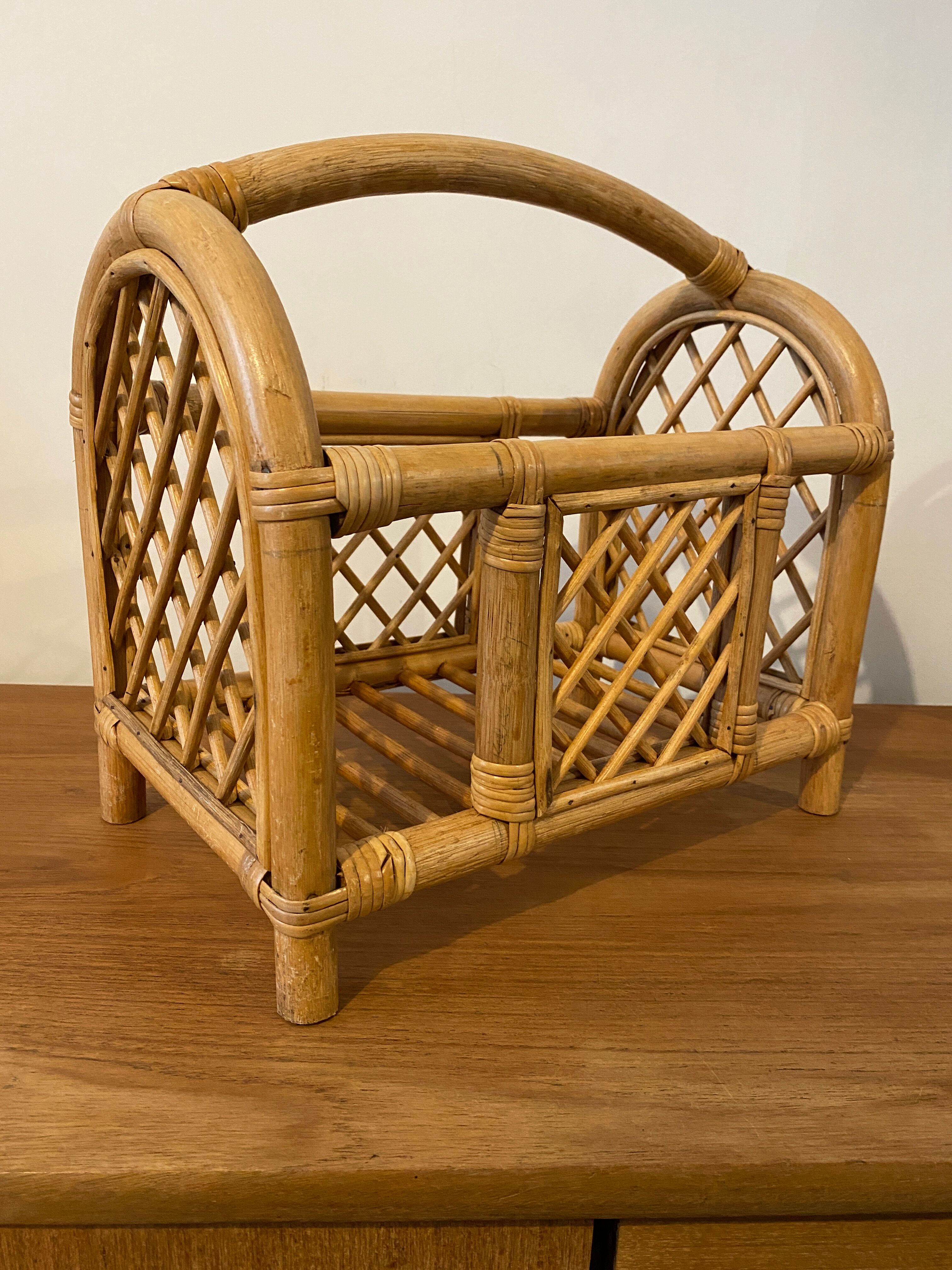 Rattan magazine door