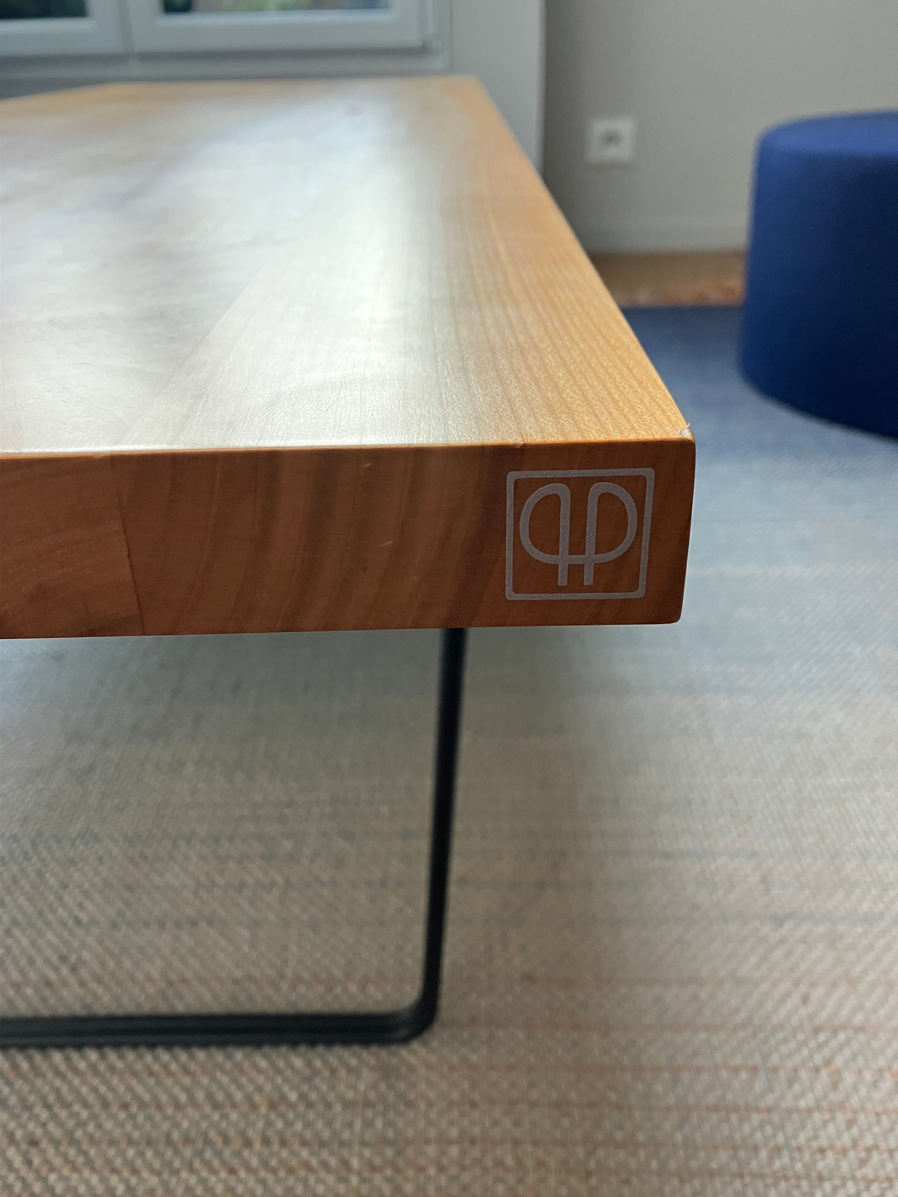 CM 191 table by Pierre Paulin contemporary edition Ligne Roset