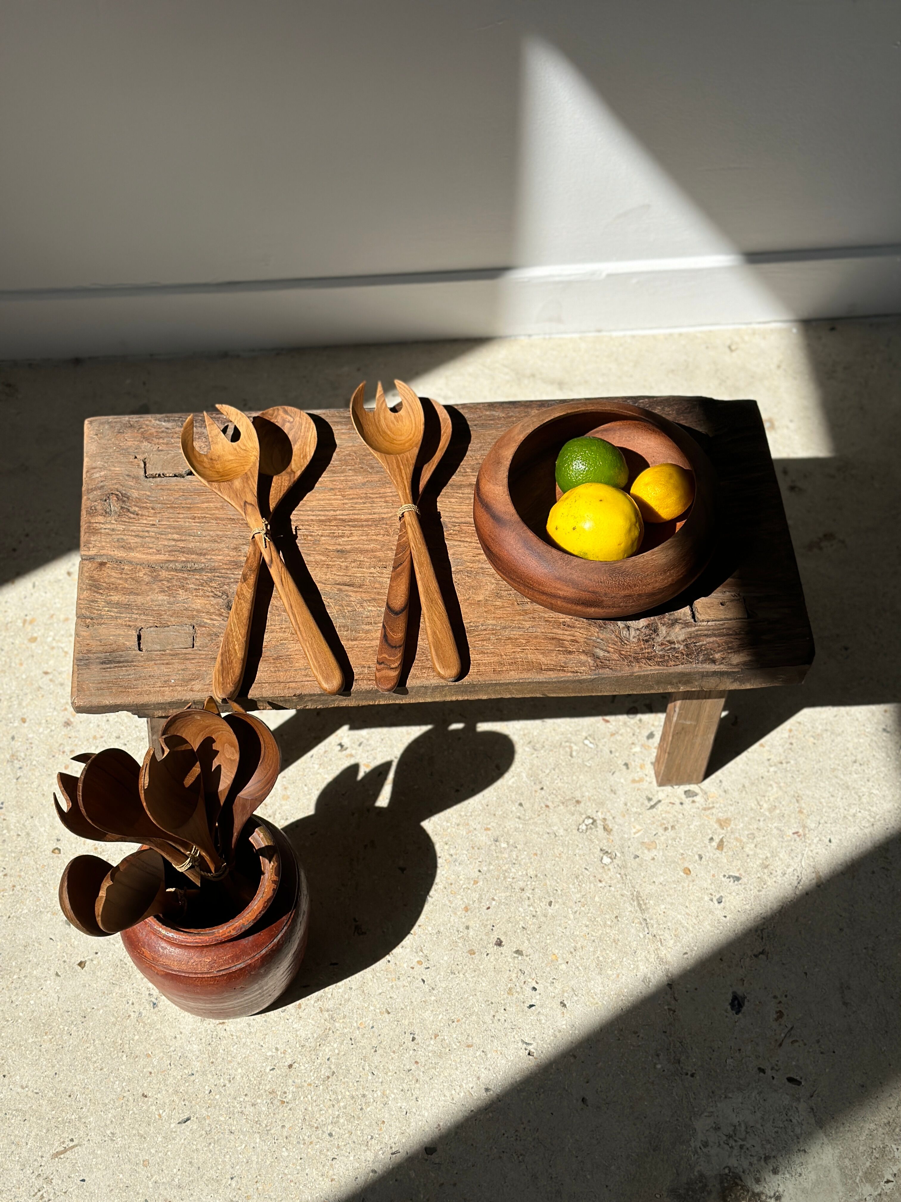 Bowl or monoxyl teak cut d:25.5