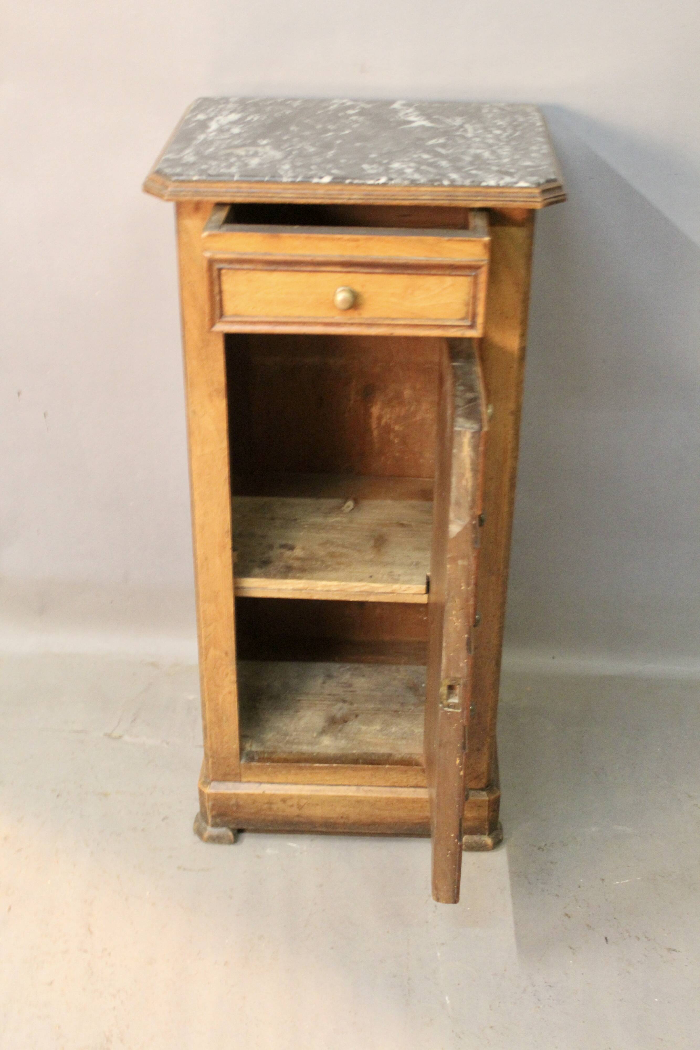 Louis Philippe bedside table in walnut with false drawers