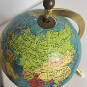Globe terrestre vintage 1967 mappemonde dorée tripode Taride - 23 cm
