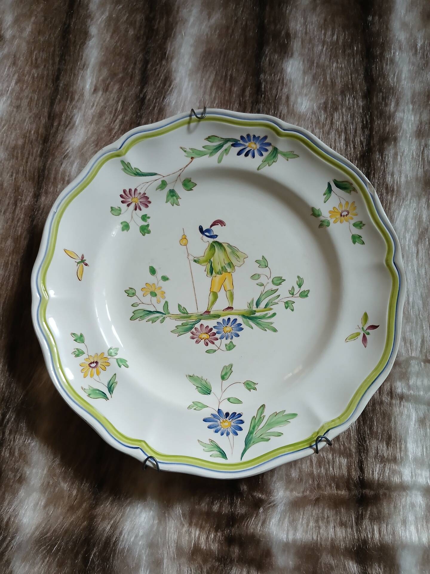 Vintage Longchamp hanging plate