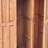 Wooden workshop vestiary