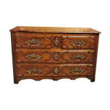 Commode en noyer XVIII