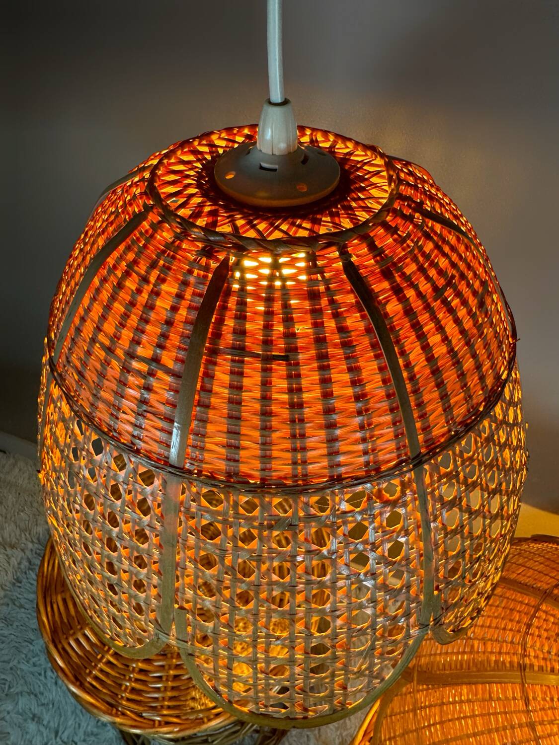 60s rattan flower chandelier