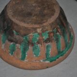 Set of 2 mid-century bowls in brown and green stoneware, rustic patina.