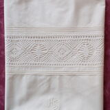 Retro pillow taie with lace and monogram