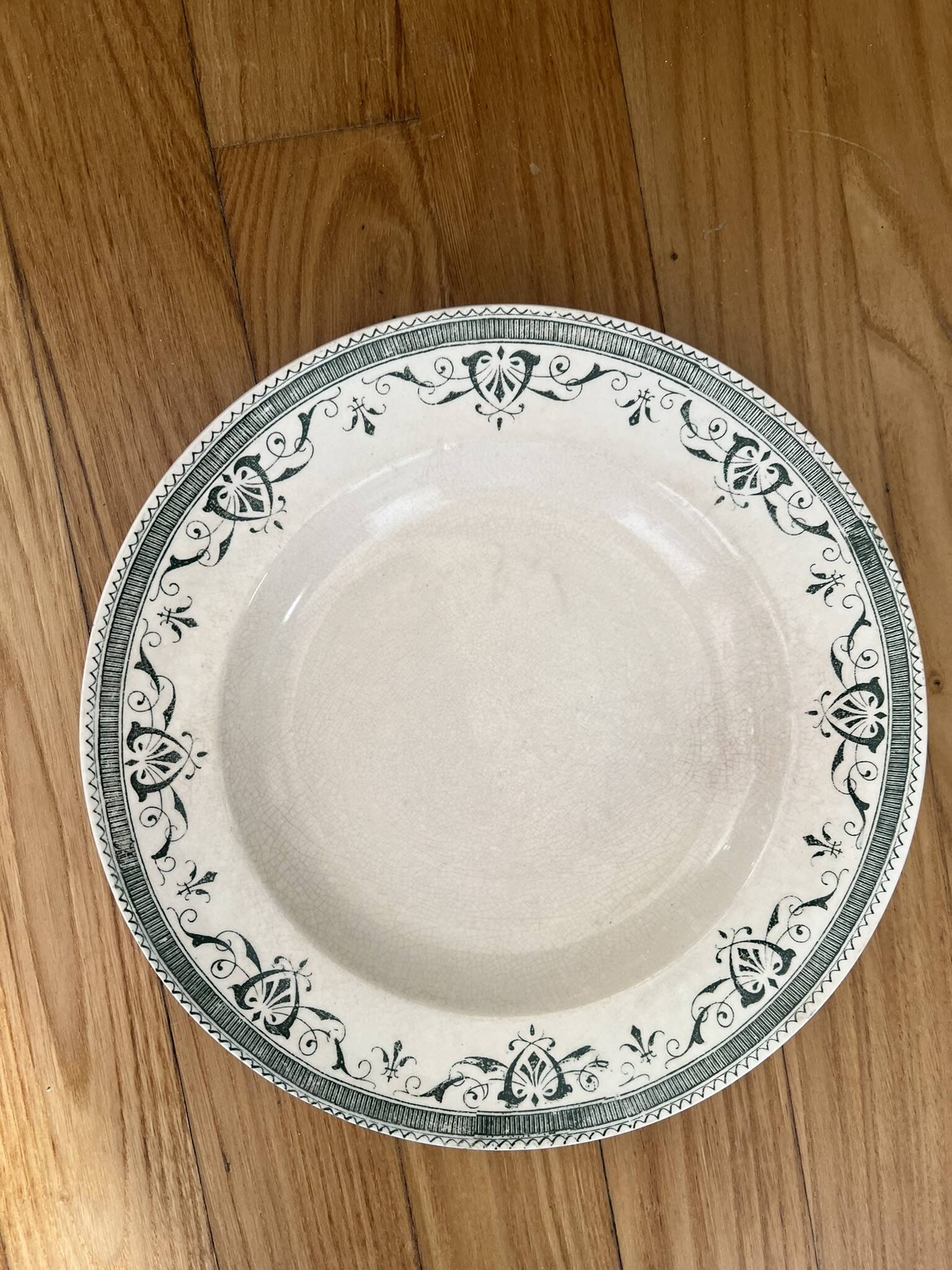 Deep plates made of ironstone