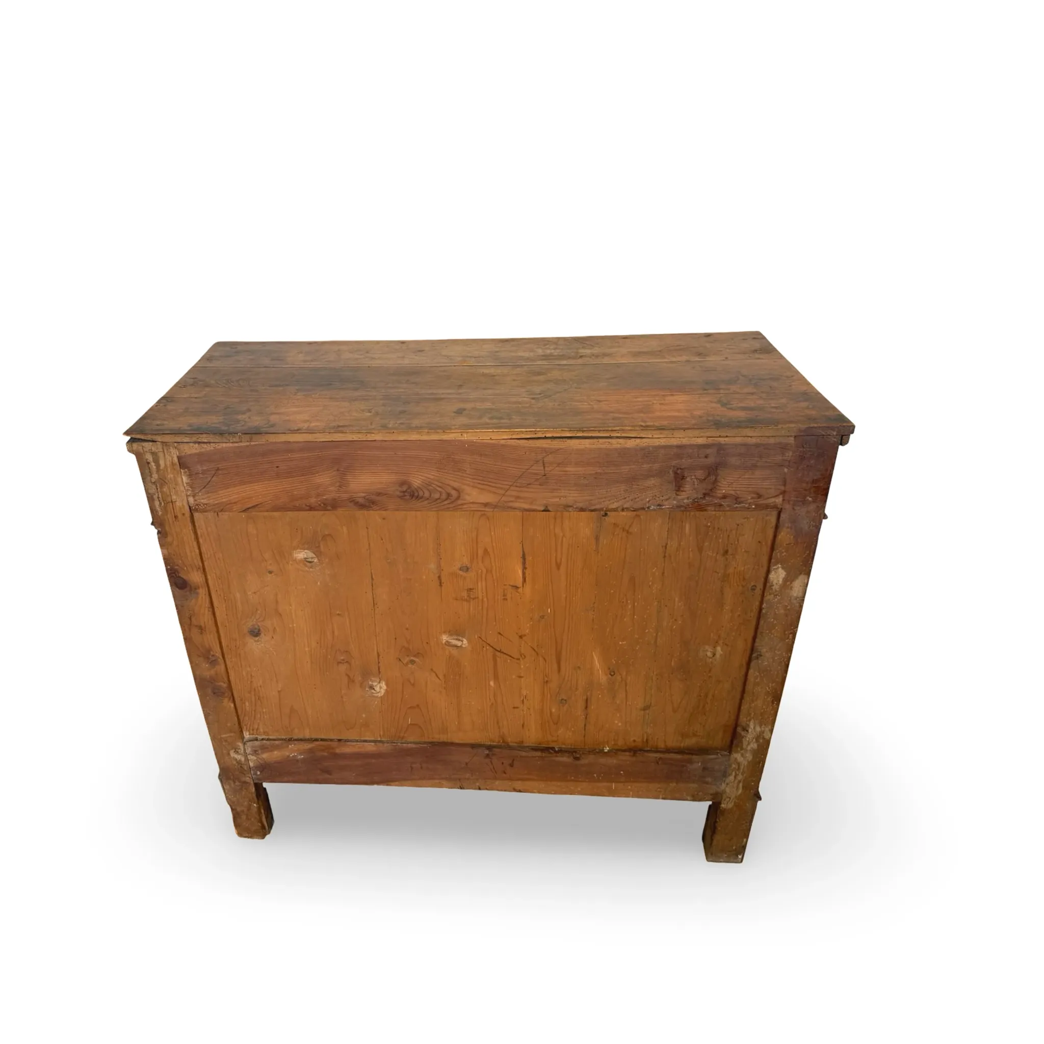 Antique Italian walnut chest of drawers dating to the late 19th centur