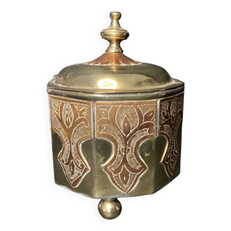 Vintage 20th century oriental copper tea box
