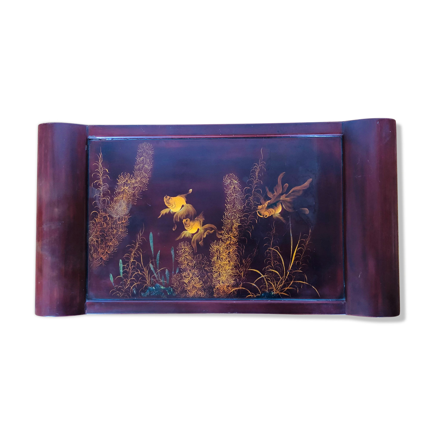 Large lacquered wooden top