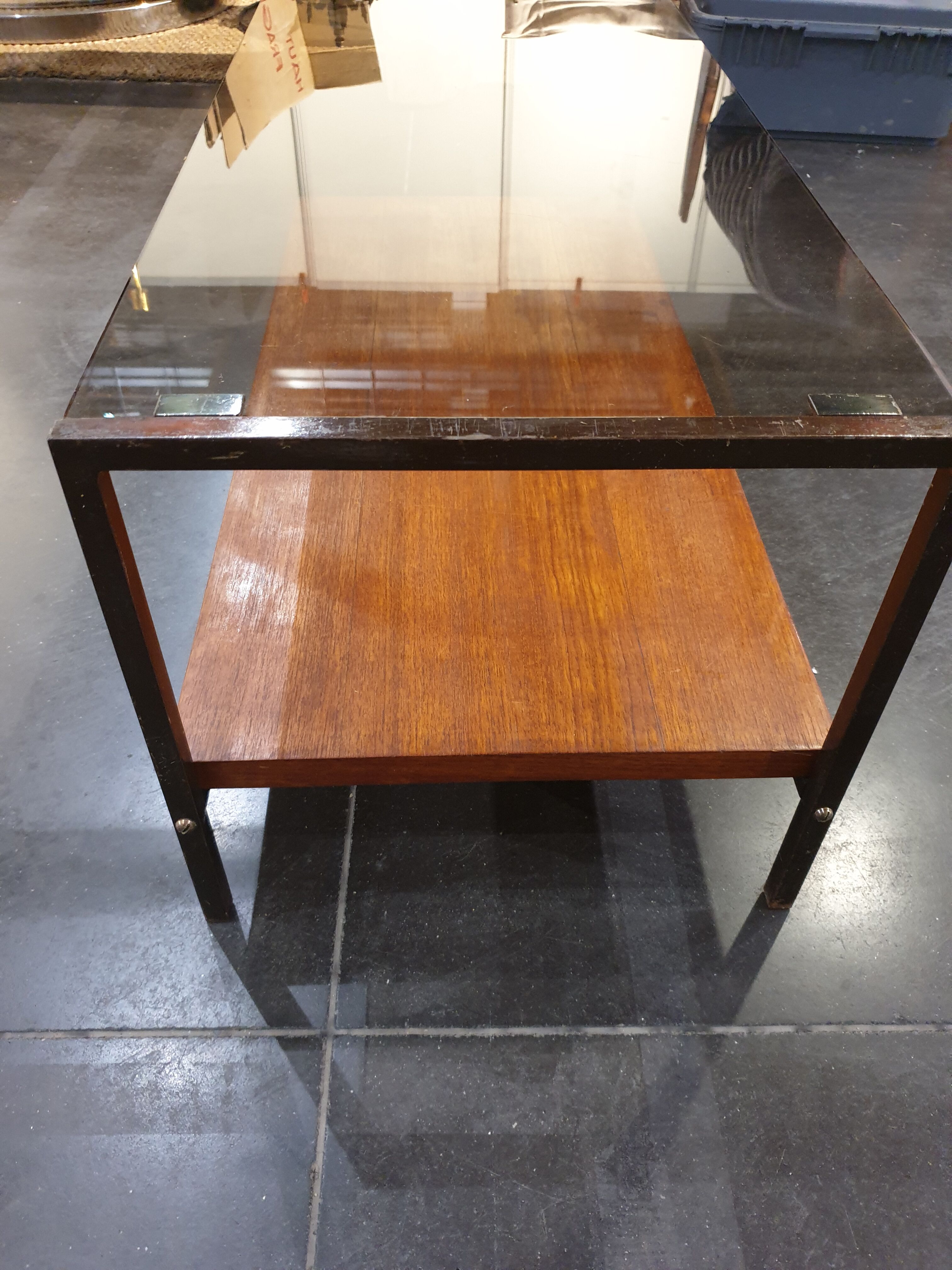 Table basse verre et bois