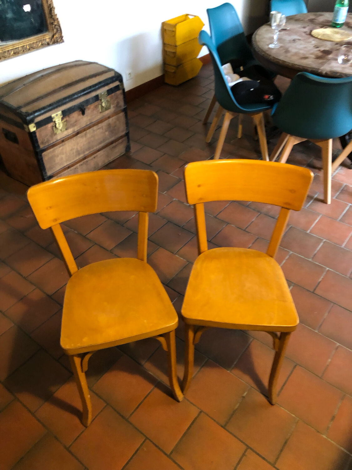 6 Baumann chairs