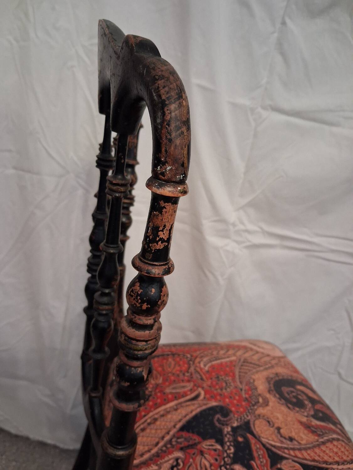 Chaise Napoléon III en bois noirci